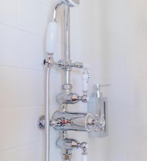 בית מלון כפרי The Smugglers Inn