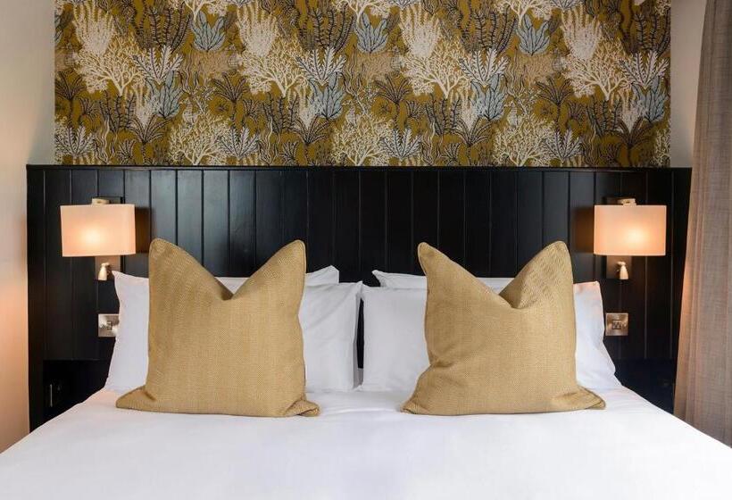 בית מלון כפרי The Smugglers Inn