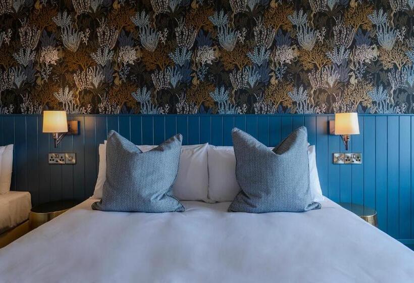 בית מלון כפרי The Smugglers Inn