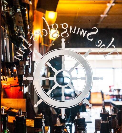 בית מלון כפרי The Smugglers Inn