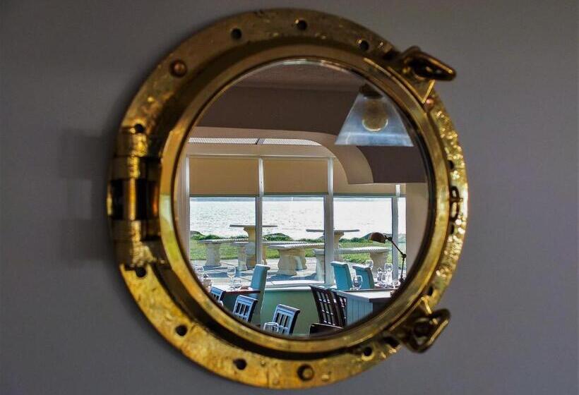 בית מלון כפרי The Smugglers Inn