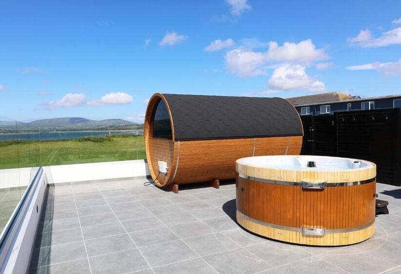 בית מלון כפרי The Smugglers Inn