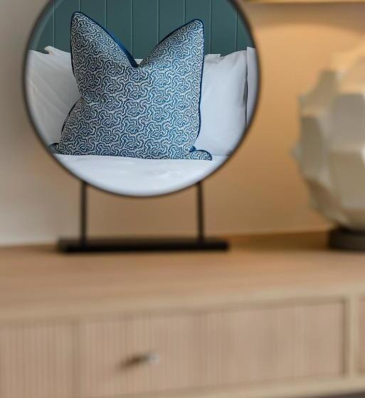 בית מלון כפרי The Smugglers Inn