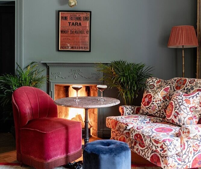 Отель Station House