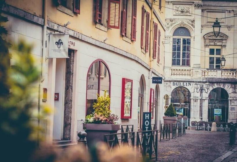 Отель Théâtre Hôtel Chambéry