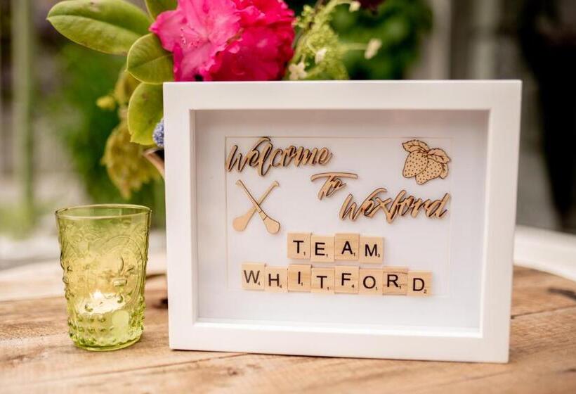 Отель Whitford House