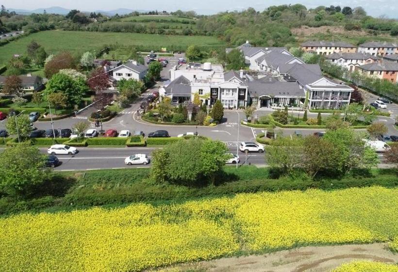 Отель Whitford House