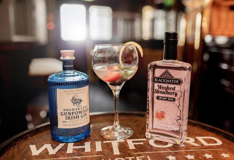 Отель Whitford House