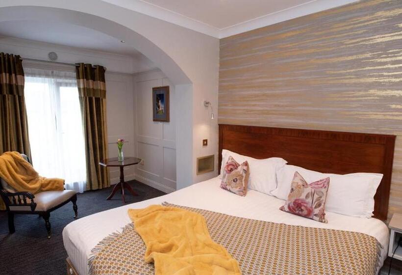 Отель Whitford House