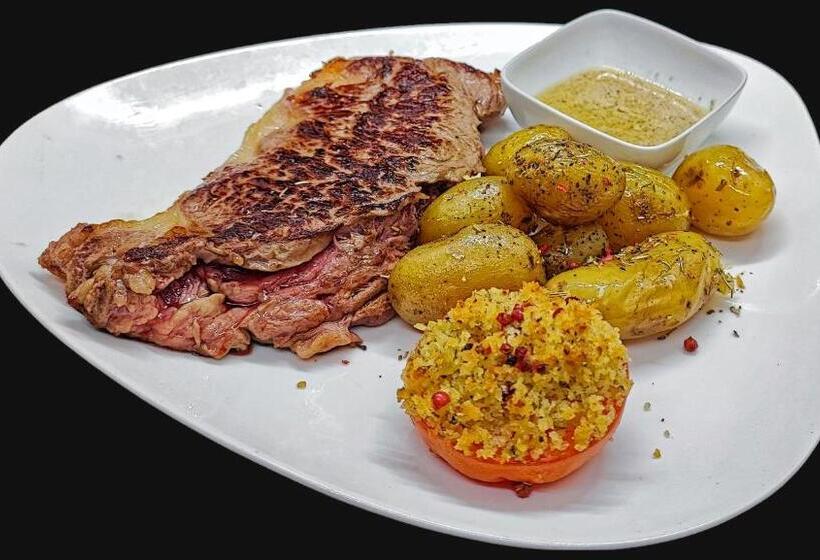 Logis Grand Hotel Pelisson