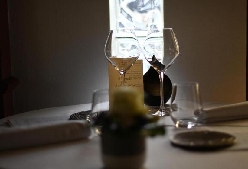 Logis Hotel Restaurant Au Boeuf Rouge