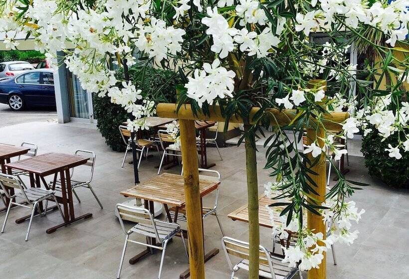 فندق على الطريق Amerique Hotel Palavas   Piscine   Plage