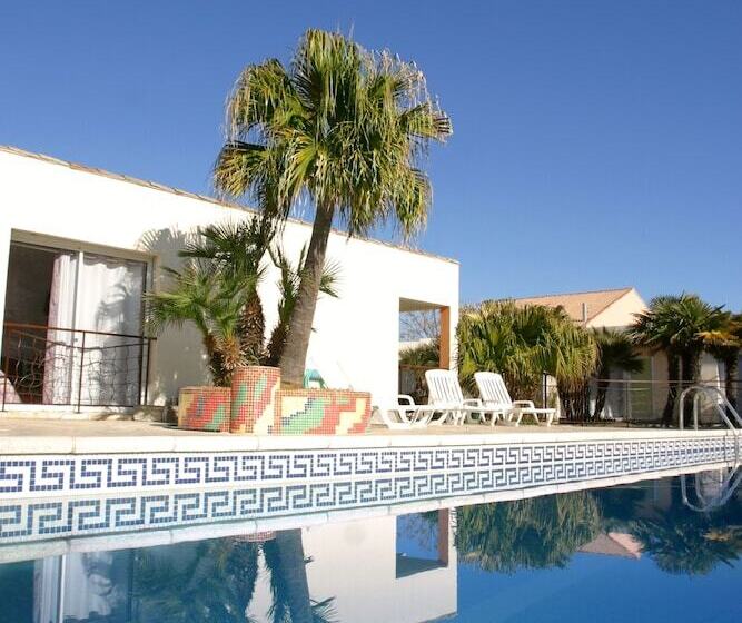 מוטל Amerique Hotel Palavas   Piscine   Plage