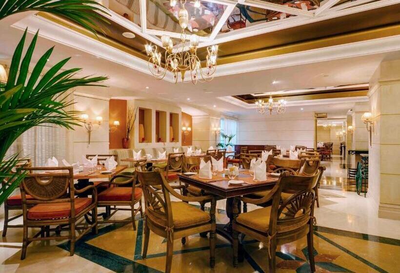 Novel Hotel City Center