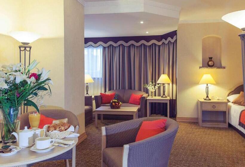 Novel Hotel City Center