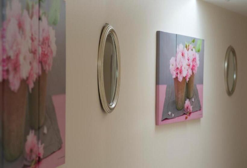 Отель Auberge De L'etoile