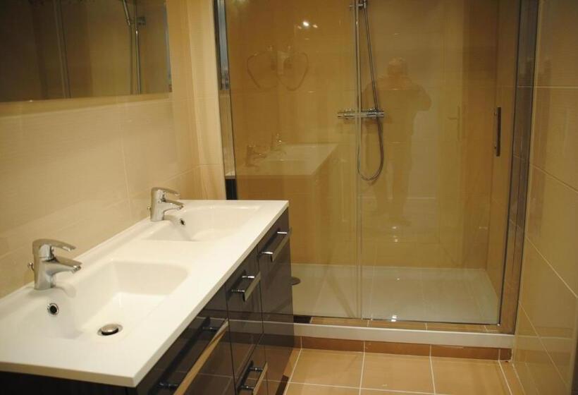 Отель Auberge De L'etoile