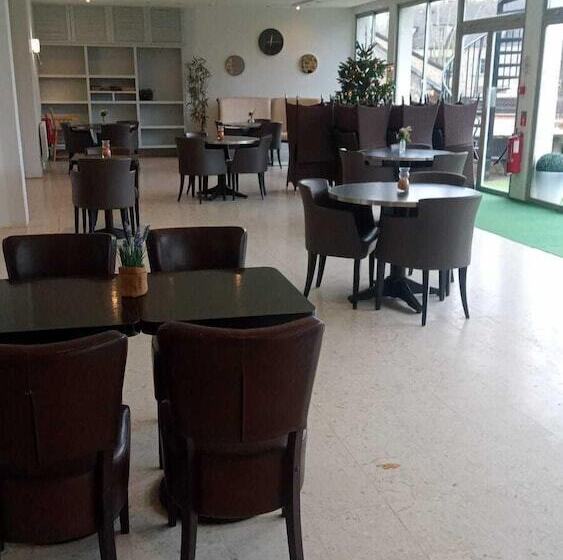 Отель Auberge De L'etoile