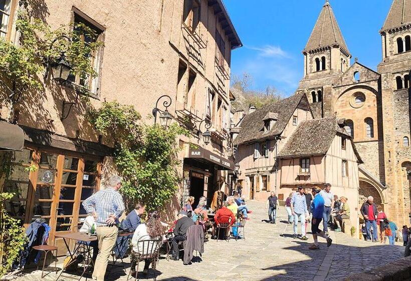 فندق Auberge Saint Jacques