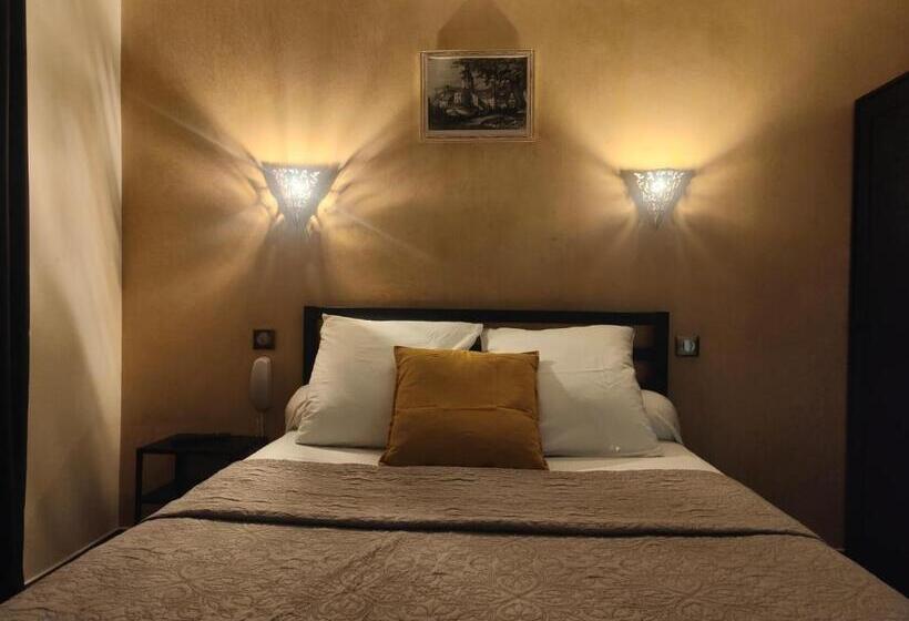 فندق Auberge Saint Jacques