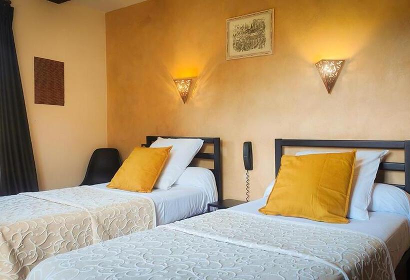 فندق Auberge Saint Jacques