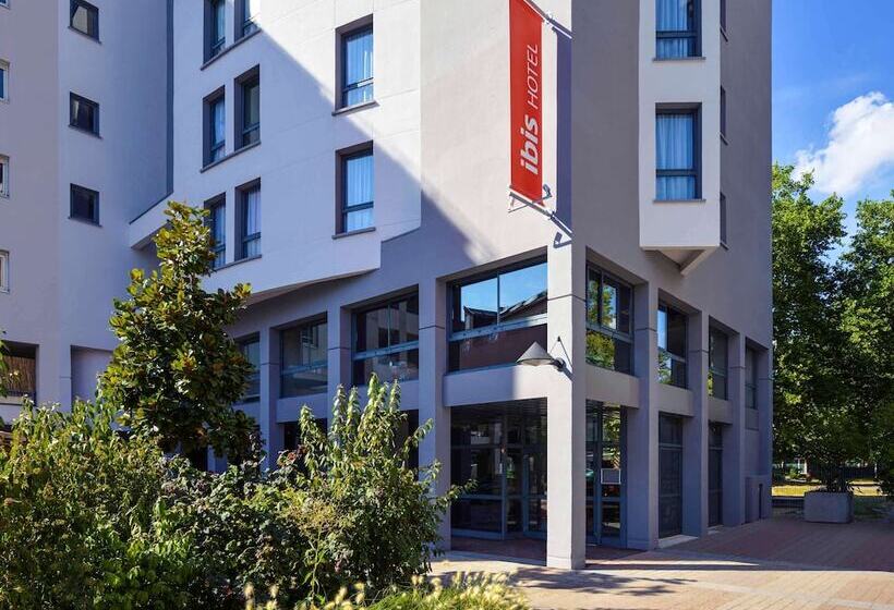 酒店 Ibis Annecy   Cran Gevrier