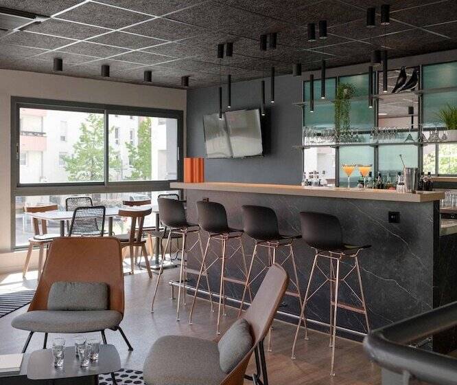 酒店 Ibis Annecy   Cran Gevrier