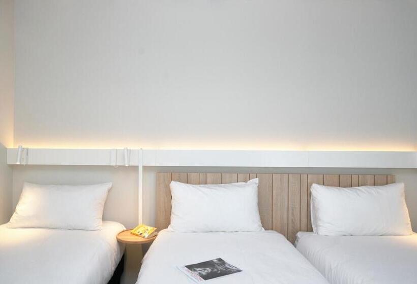 酒店 Ibis Annecy   Cran Gevrier