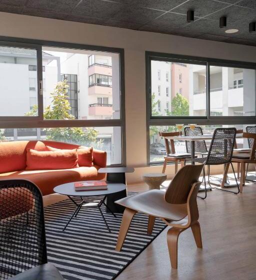 酒店 Ibis Annecy   Cran Gevrier