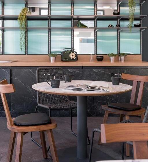 酒店 Ibis Annecy   Cran Gevrier