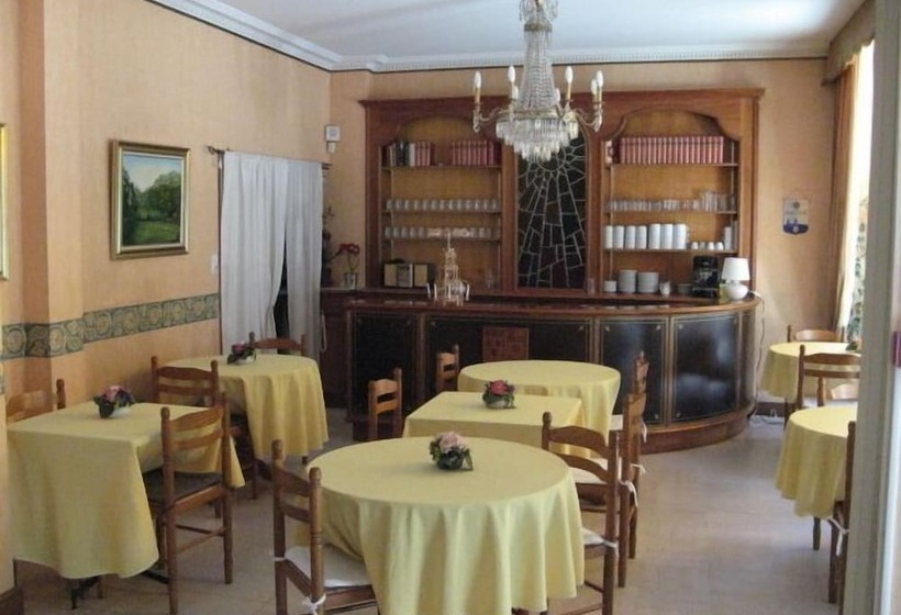 فندق Balzac Hôtel