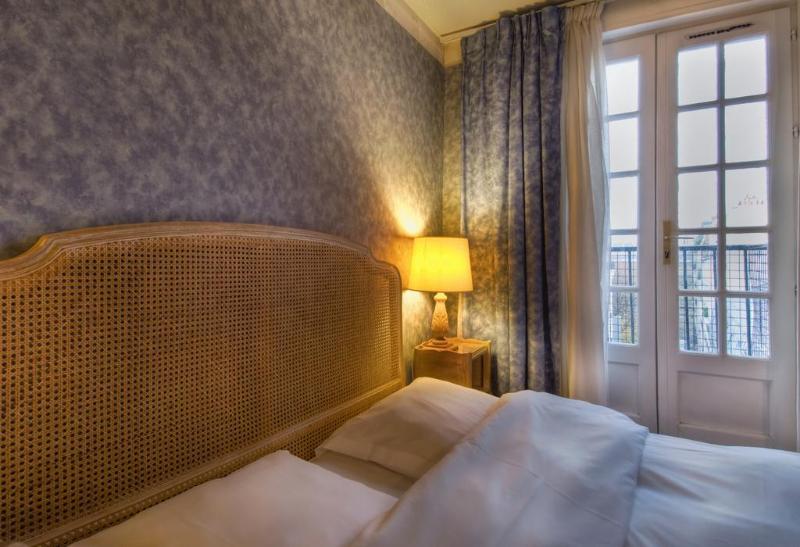 ホテル Baudelaire Opera