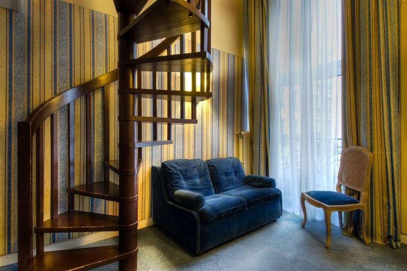 ホテル Baudelaire Opera