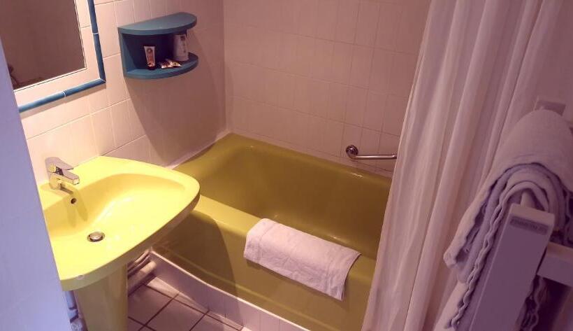 בית מלון כפרי Beau Rivage