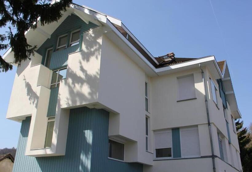 בית מלון כפרי Beau Rivage