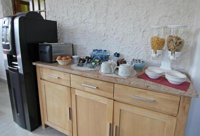 בית מלון כפרי Beau Rivage