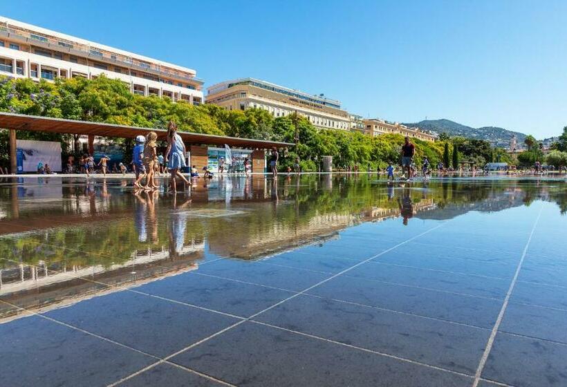 هتل Beau Rivage