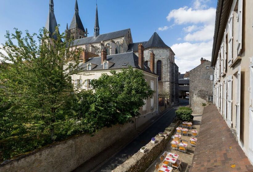 فندق Best Western Blanche De Castille Dourdan