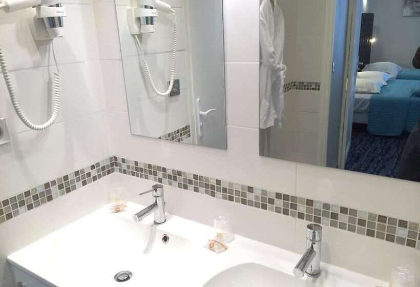 בית מלון כפרי Hôtel Continental Pau Centre