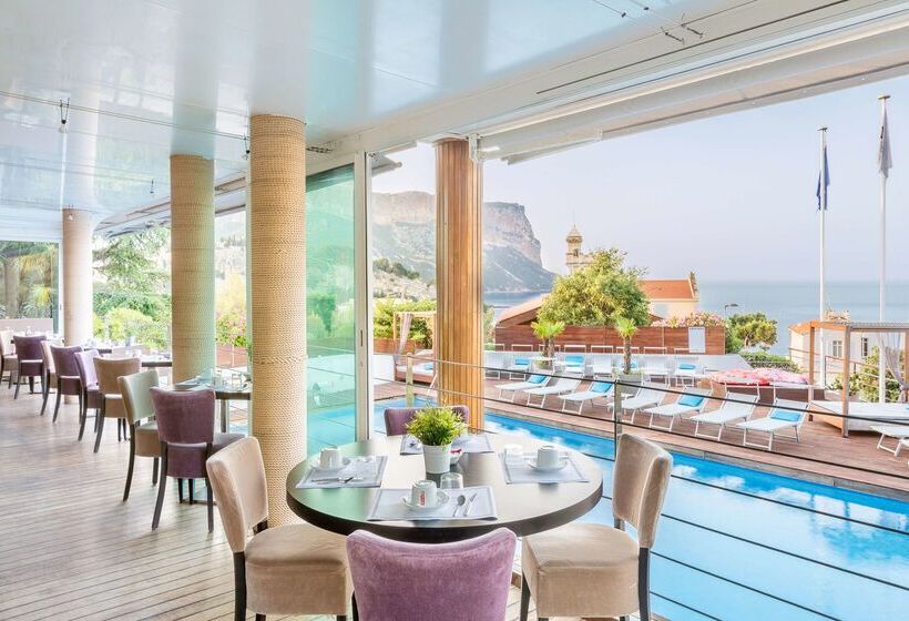 Отель Best Western Plus Hôtel La Rade