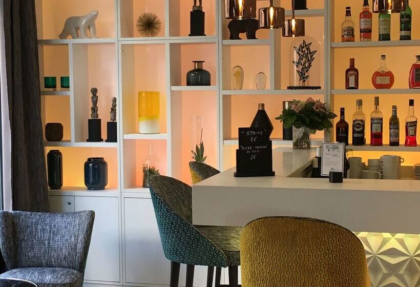 Best Western Plus Hotel Carlton Annecy