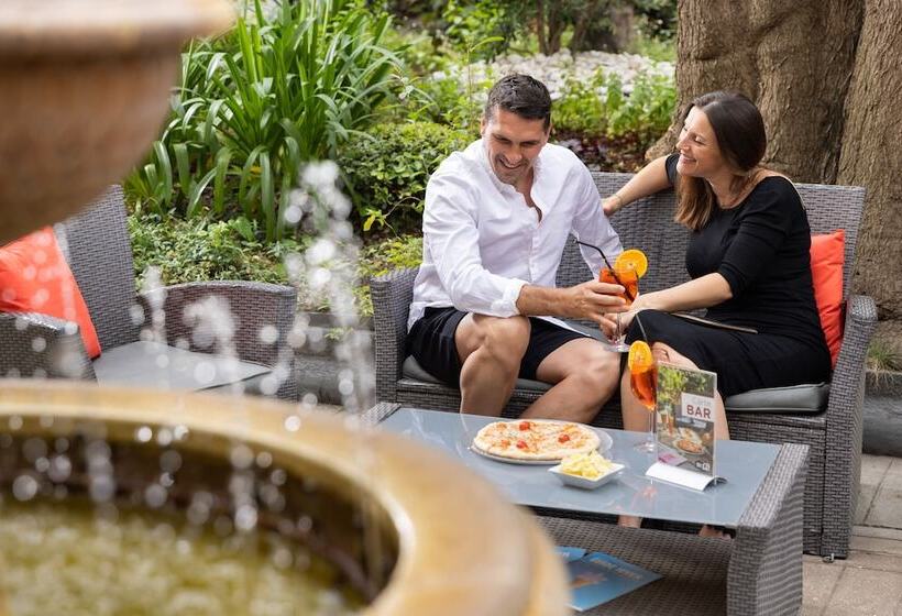 ホテル Best Western Plus Hôtel Brice Garden Nice