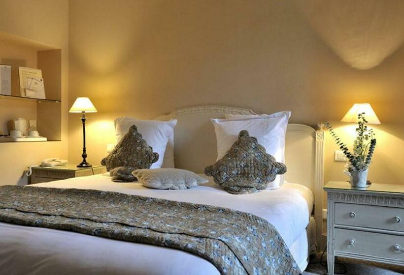 هتل Hôtel Le Donjon   Cœur De La Cité Médiévale