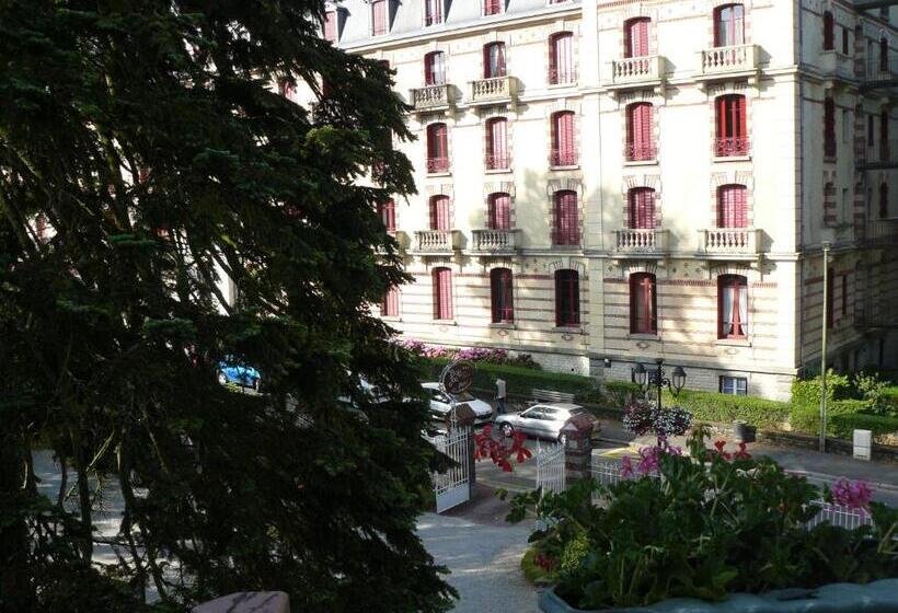 La Villa Bois Joli Hotel Restaurant