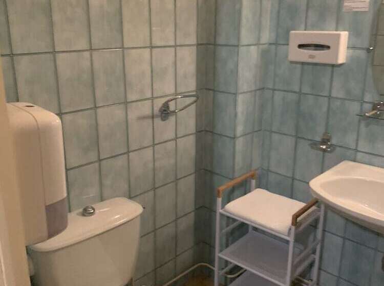 Отель Bon Accueil