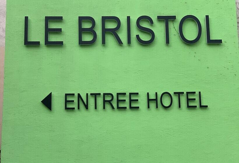 ホテル Bristol