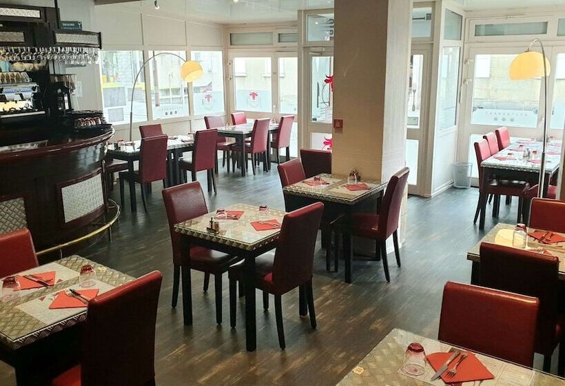 Brit Hotel Confort Auclair