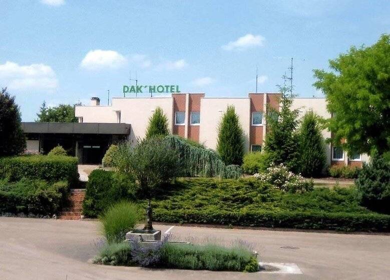 Brit Hotel Dak
