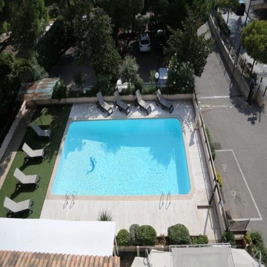 هتل Campanile Antibes  Juan Les Pins