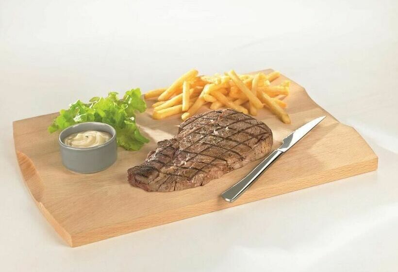 Отель Livry Gargan